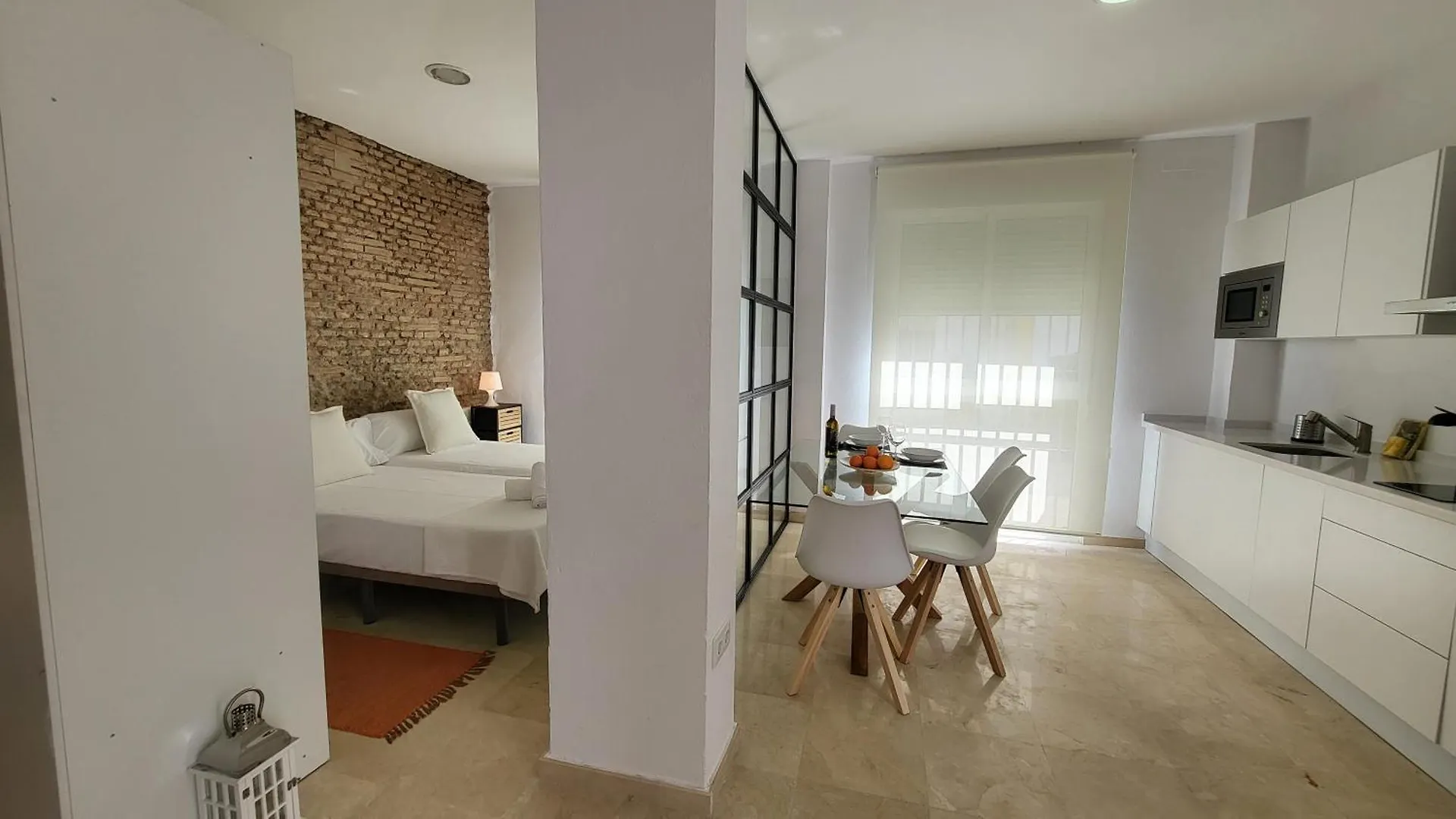 Apartament Rentalsevilla Teatinos I Hiszpania